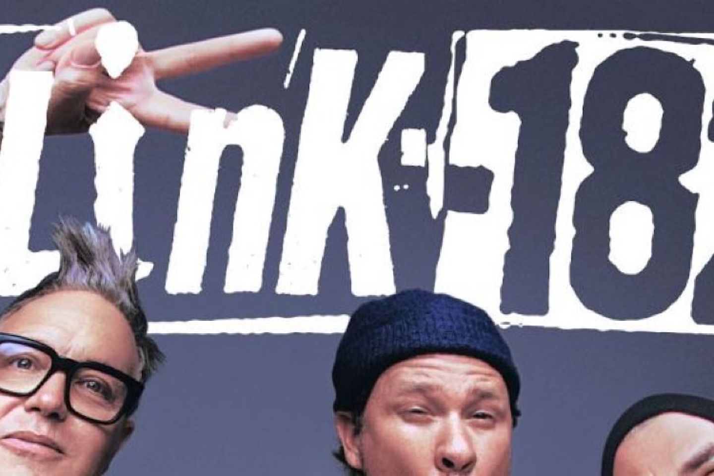 blink-182: è uscito oggi in digitale il nuovo singolo “EDGING”, in rotazione radiofonica da venerdì 21 ottobre. Anticipa l’attesissimo nuovo album in uscita nel 2023 e da oggi in pre-order!
